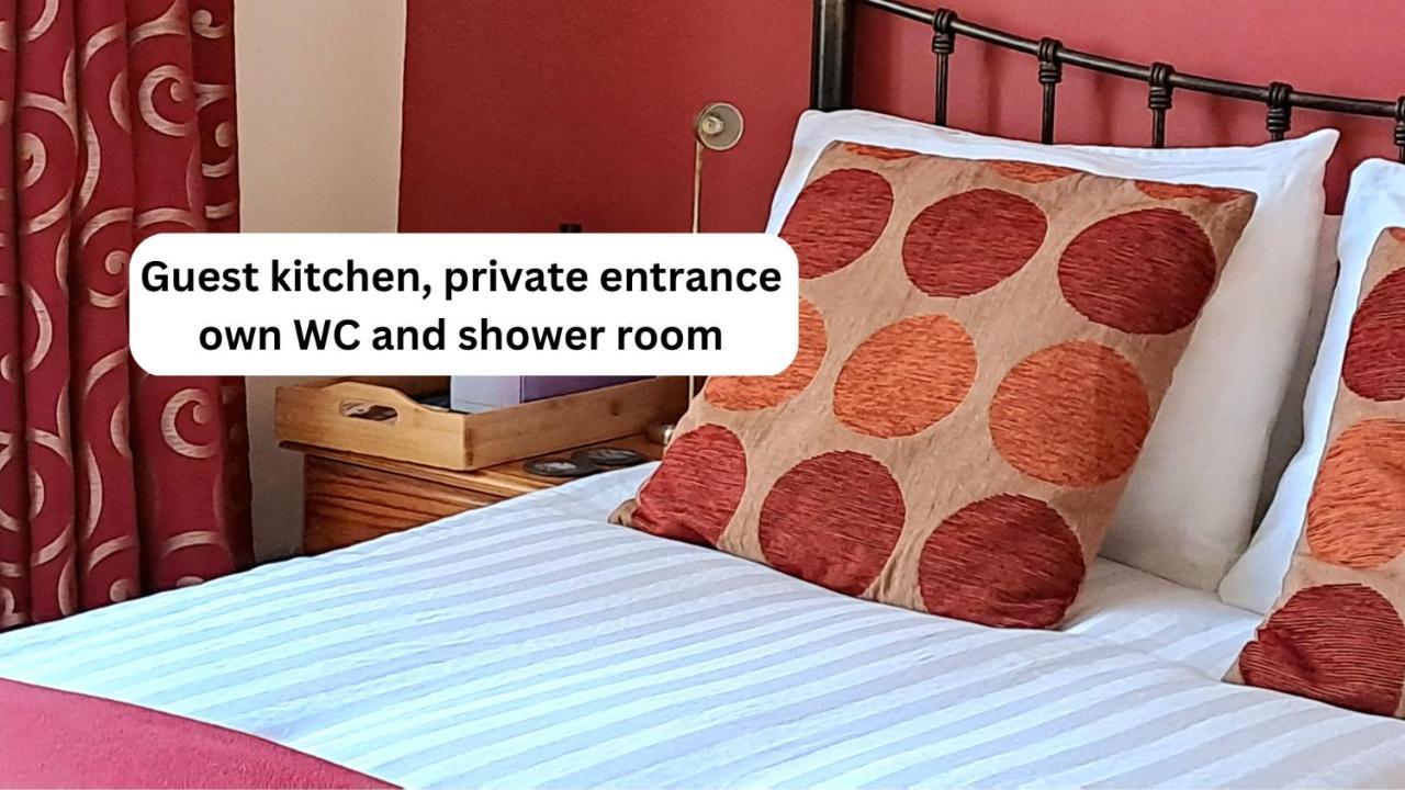 Апартаменти Quiet Comfortable Patcham Studio Free Parking Hallway Shared With Host Brighton Екстер'єр фото