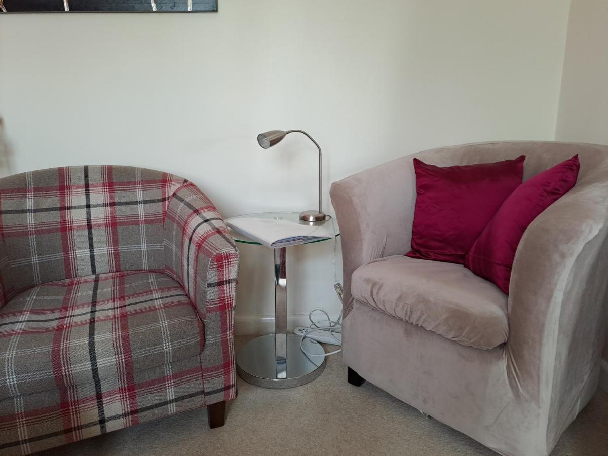 Апартаменти Quiet Comfortable Patcham Studio Free Parking Hallway Shared With Host Brighton Екстер'єр фото