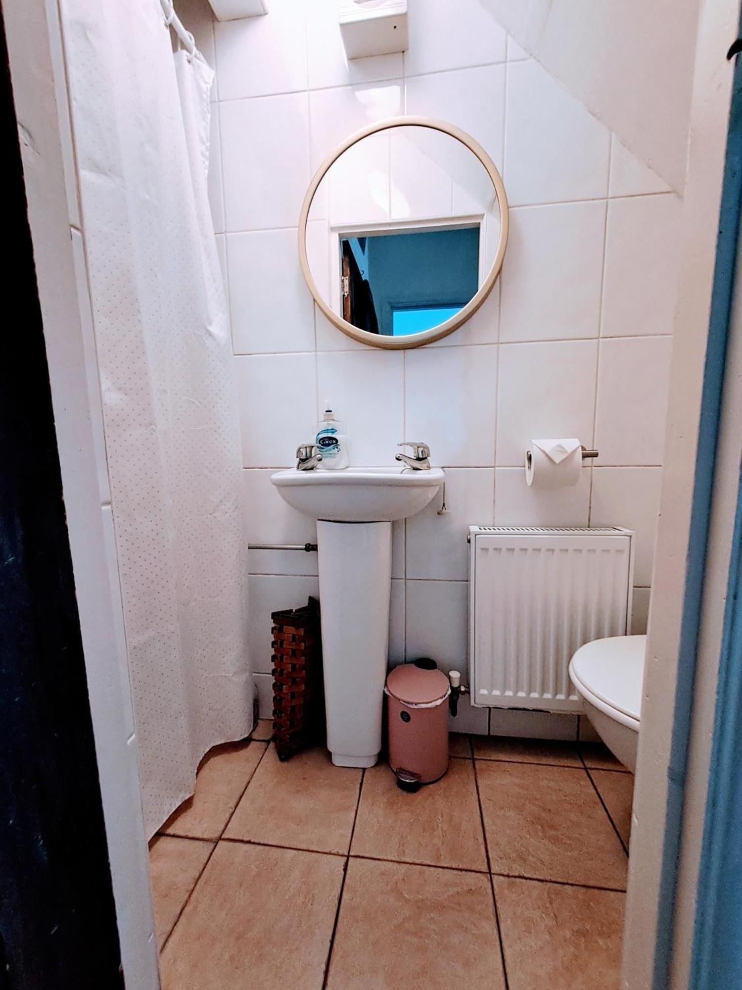 Апартаменти Quiet Comfortable Patcham Studio Free Parking Hallway Shared With Host Brighton Екстер'єр фото