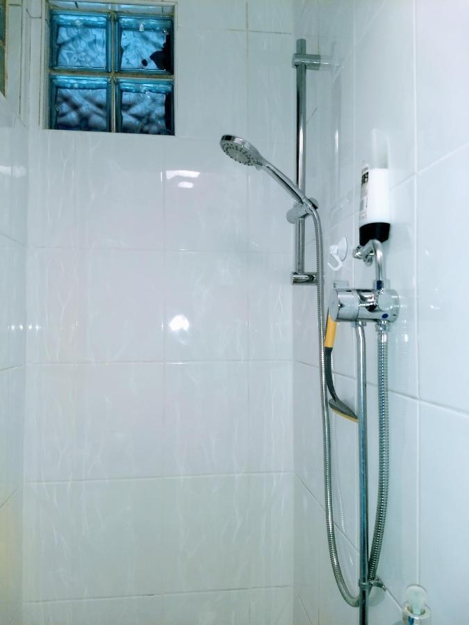 Апартаменти Quiet Comfortable Patcham Studio Free Parking Hallway Shared With Host Brighton Екстер'єр фото